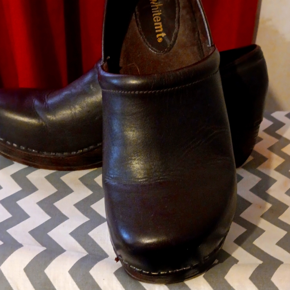 Whitemt clogs